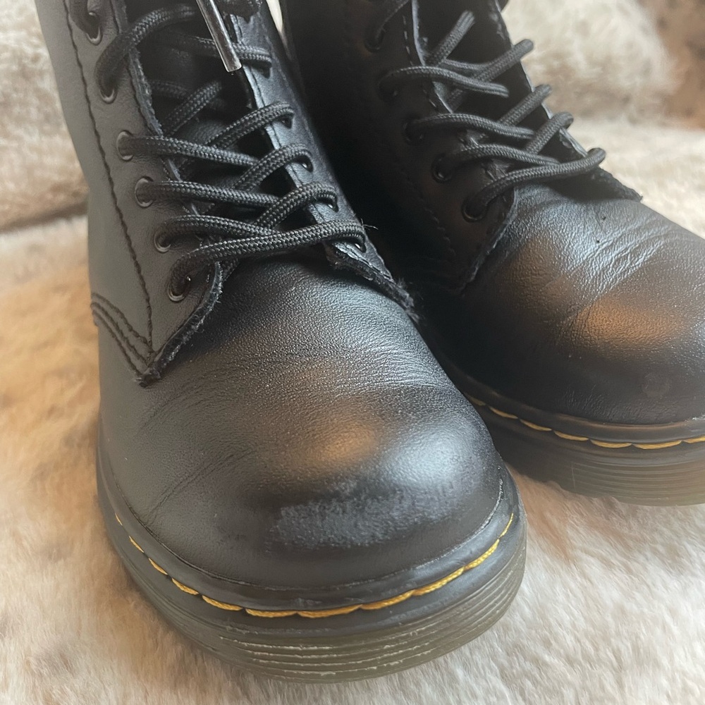 Dr. Martens, Kids Collection 1460T
Boots, US Size 10 - Picture 8 of 11